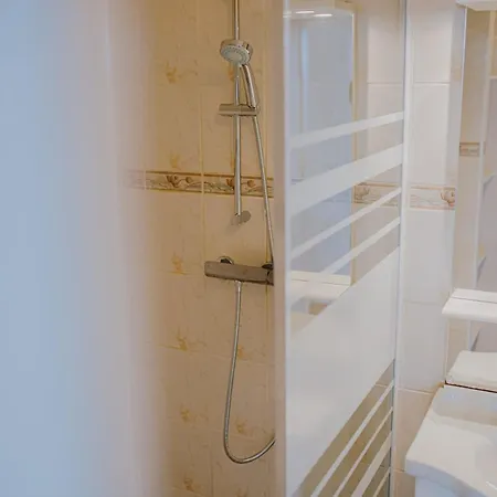 Le Cote Ouest - 2 Bedroom With Garage * ディジョン