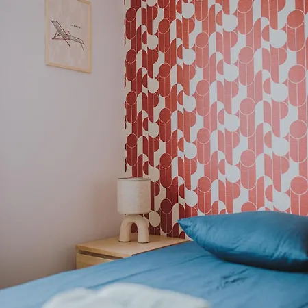 Le Cote Ouest - 2 Bedroom With Garage *