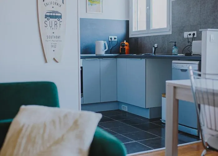 Le Cote Ouest - 2 Bedroom With Garage Apartment Dijon